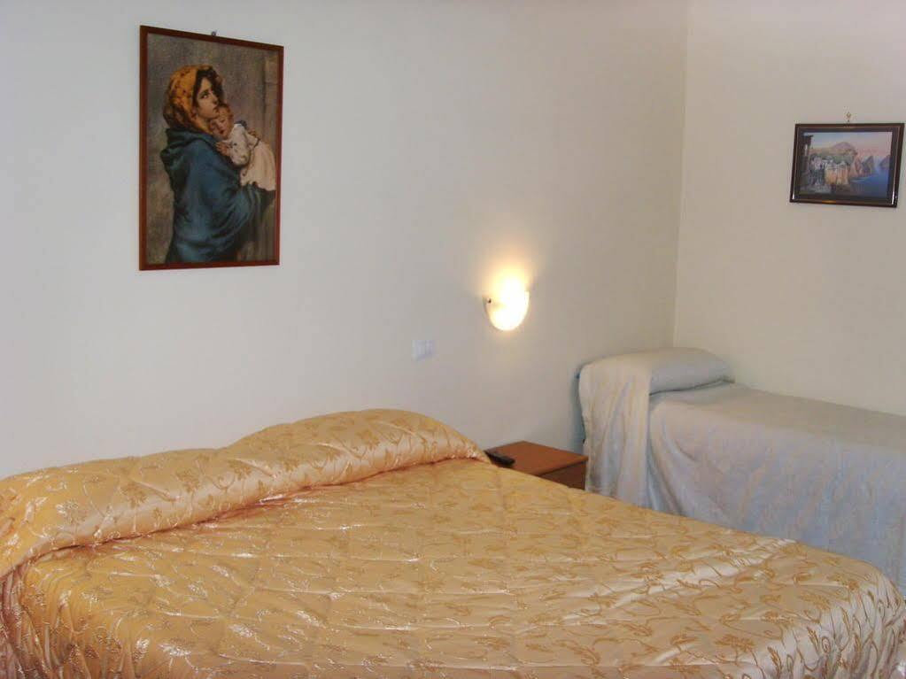 Come D'Incanto A Napoli Екстериор снимка